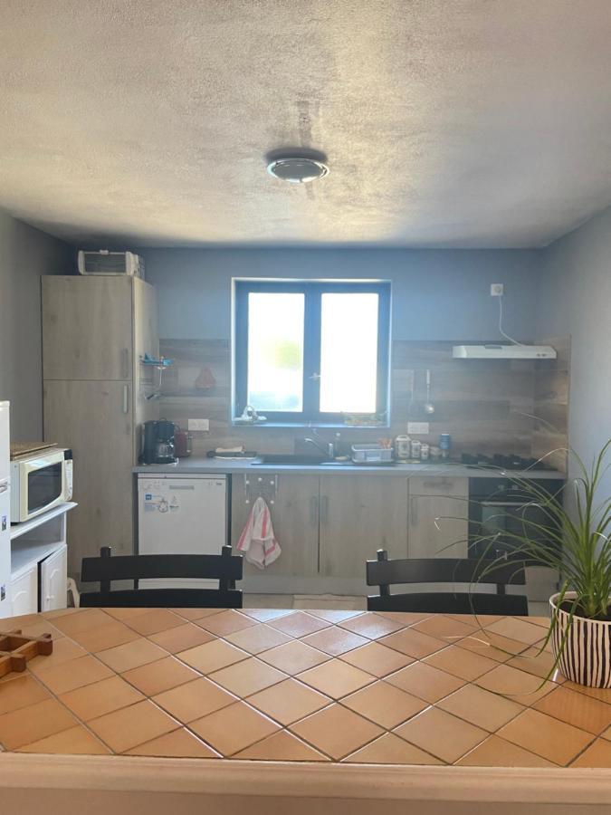 Gite Esprit Etape Saint-Barthelemy-de-Vals Bagian luar foto